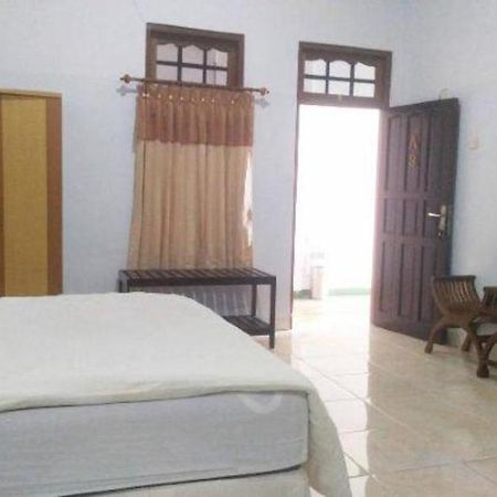 Avicenna Hotel Palangkaraya Bagian luar foto