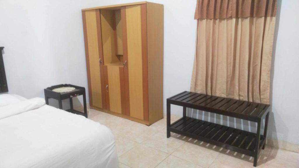 Avicenna Hotel Palangkaraya Bagian luar foto