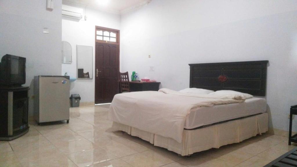 Avicenna Hotel Palangkaraya Bagian luar foto