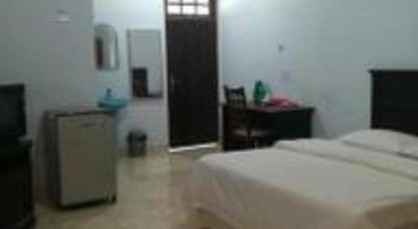 Avicenna Hotel Palangkaraya Bagian luar foto