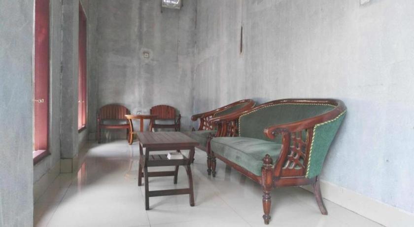Avicenna Hotel Palangkaraya Bagian luar foto