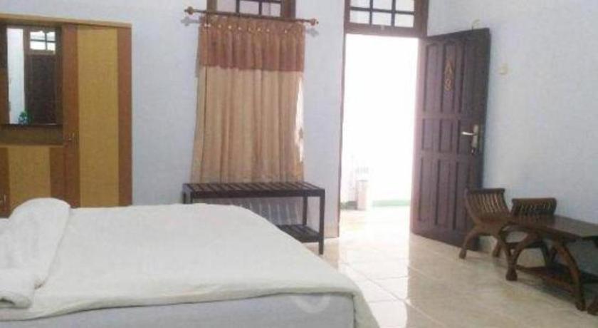 Avicenna Hotel Palangkaraya Bagian luar foto
