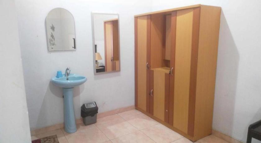 Avicenna Hotel Palangkaraya Bagian luar foto